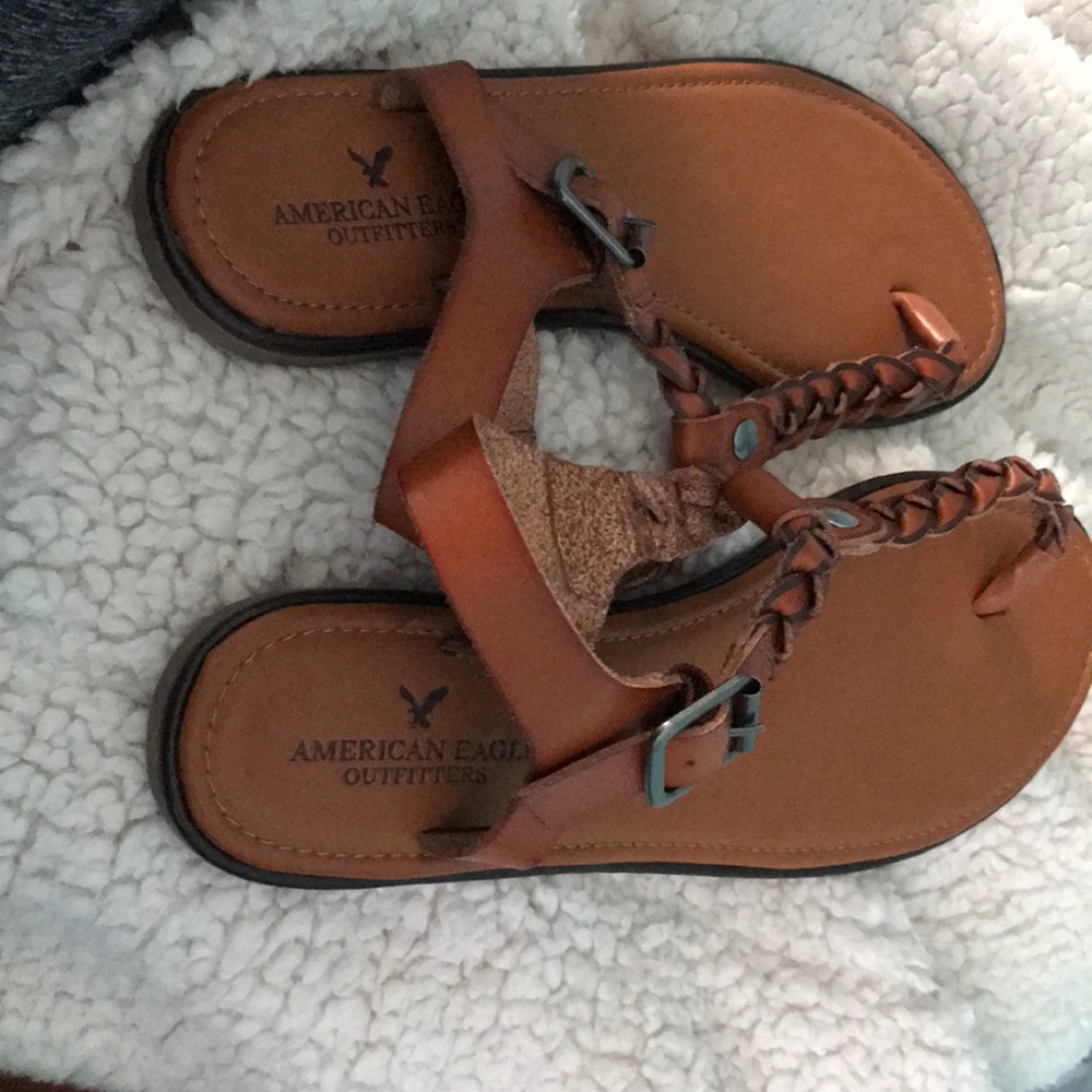 american eagle sandals